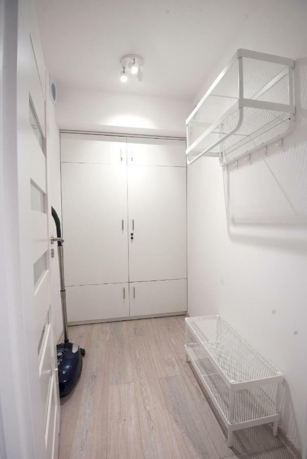 Lato Apartament Solna 11C Z Garazem Kolobrzeg Luaran gambar