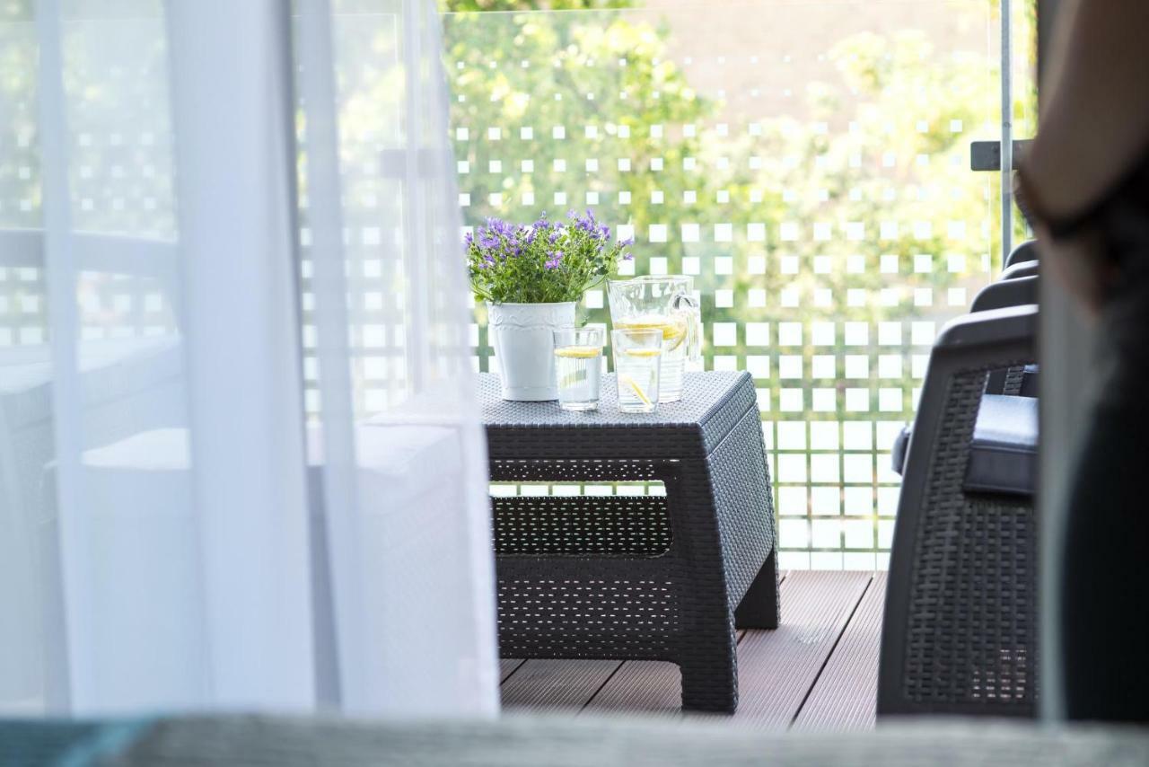 Lato Apartament Solna 11C Z Garazem Kolobrzeg Luaran gambar